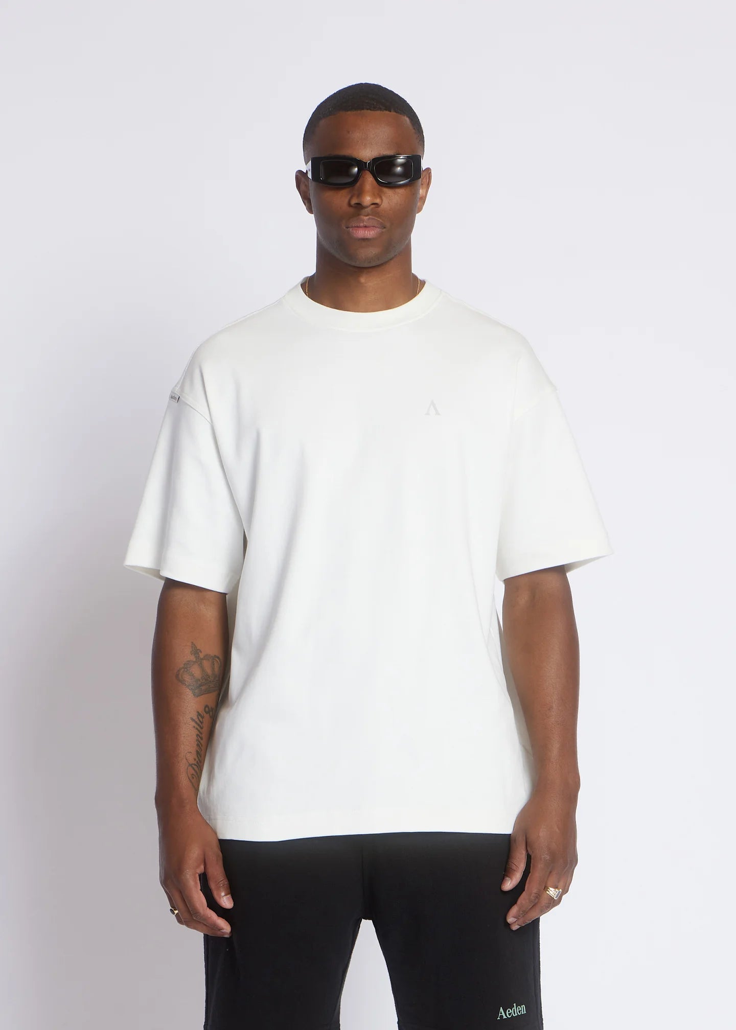 AEDEN HEAVYWEIGHT TEE