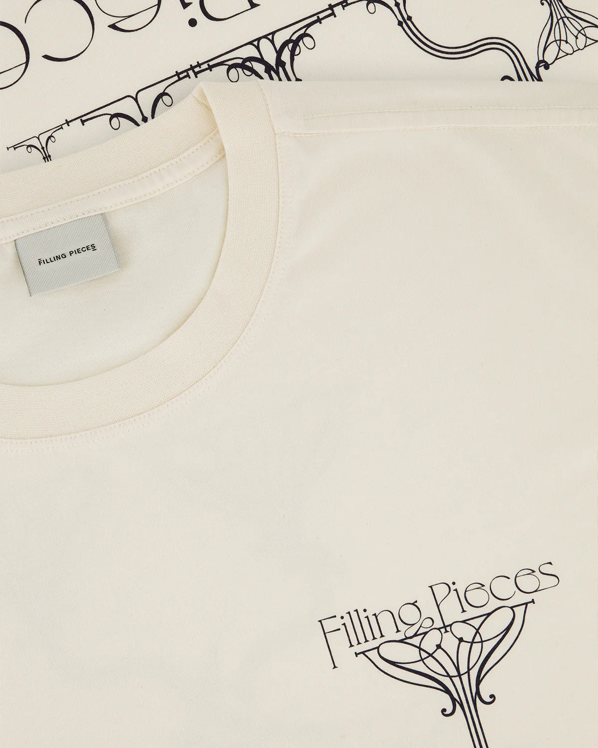 FILLING PIECES TEE