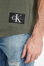Load image into Gallery viewer, CALVIN KLEIN LOOSE FIT TEE
