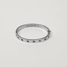 Load image into Gallery viewer, TWO JEYS HOPE BRACELET
