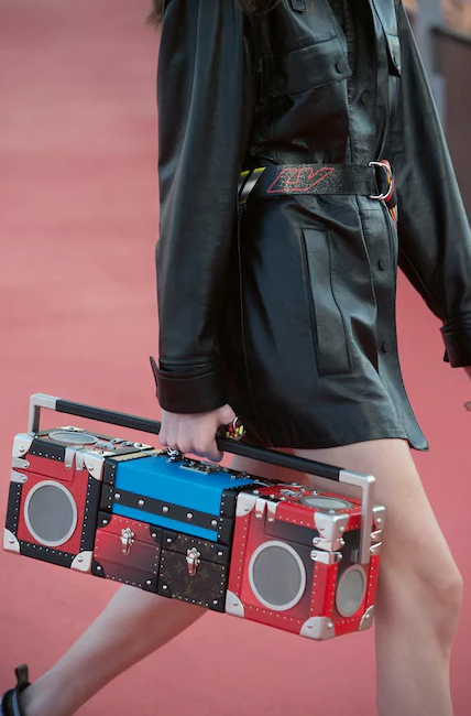 LOUIS VUITTON CATWALK