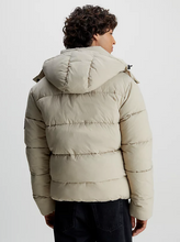 Load image into Gallery viewer, CALVIN KLEIN BADGE PUFFER JACKET
