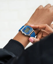 Load image into Gallery viewer, TIMEX T-80 RESIN STRAP
